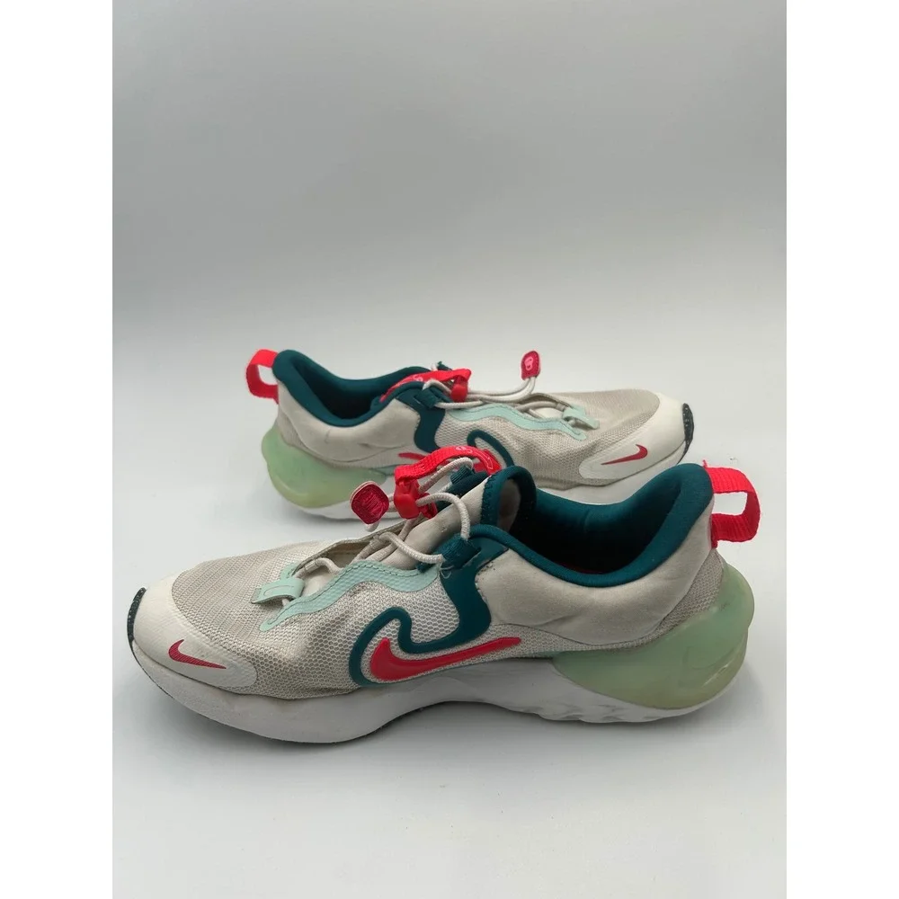Nike renew run